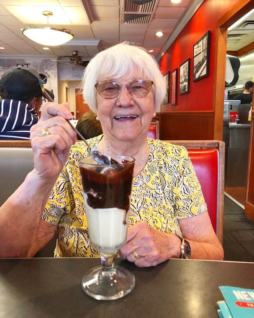 Edna (Bentsen) Sandstrom Profile Photo
