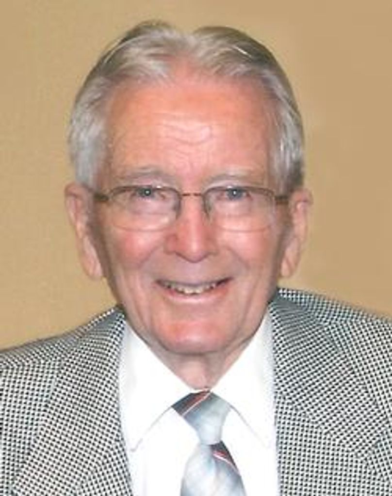 Dewaine R Erickson