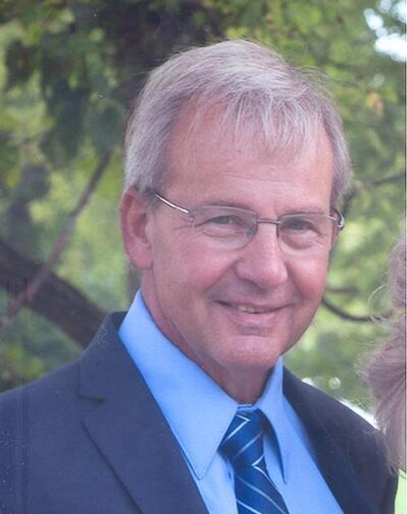 David D Aeschliman Profile Photo