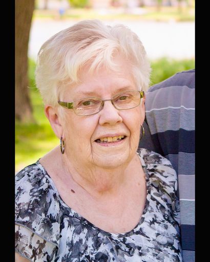 Marilynn Ann Lawrence (nee Mernett)'s obituary image