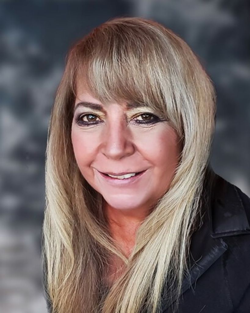 Macedonia Elizabeth Heller Profile Photo