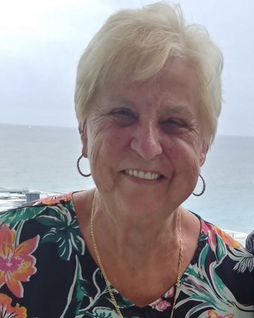 Viola Pongratz Profile Photo