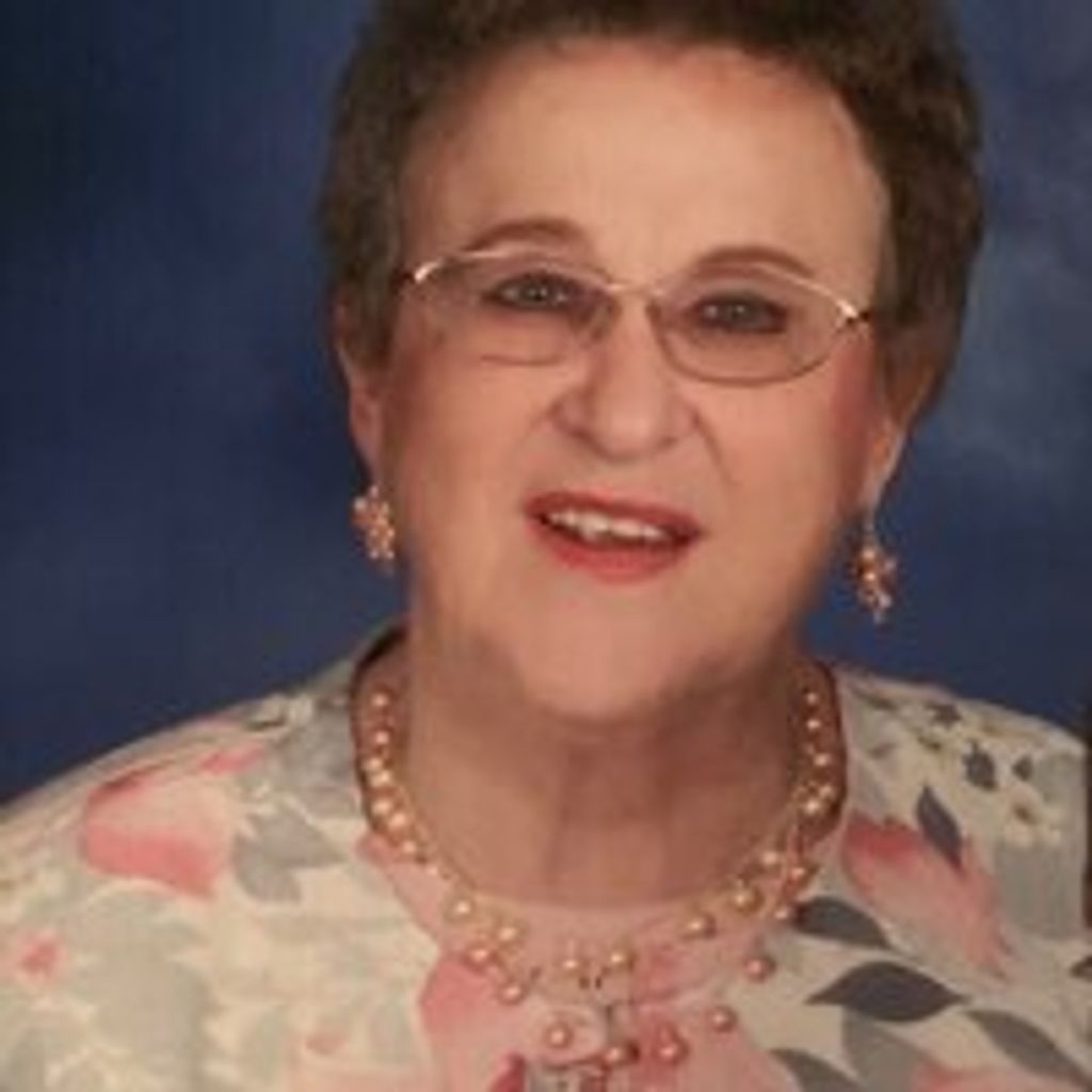 Carolyn Woodlief Hilliard Profile Photo