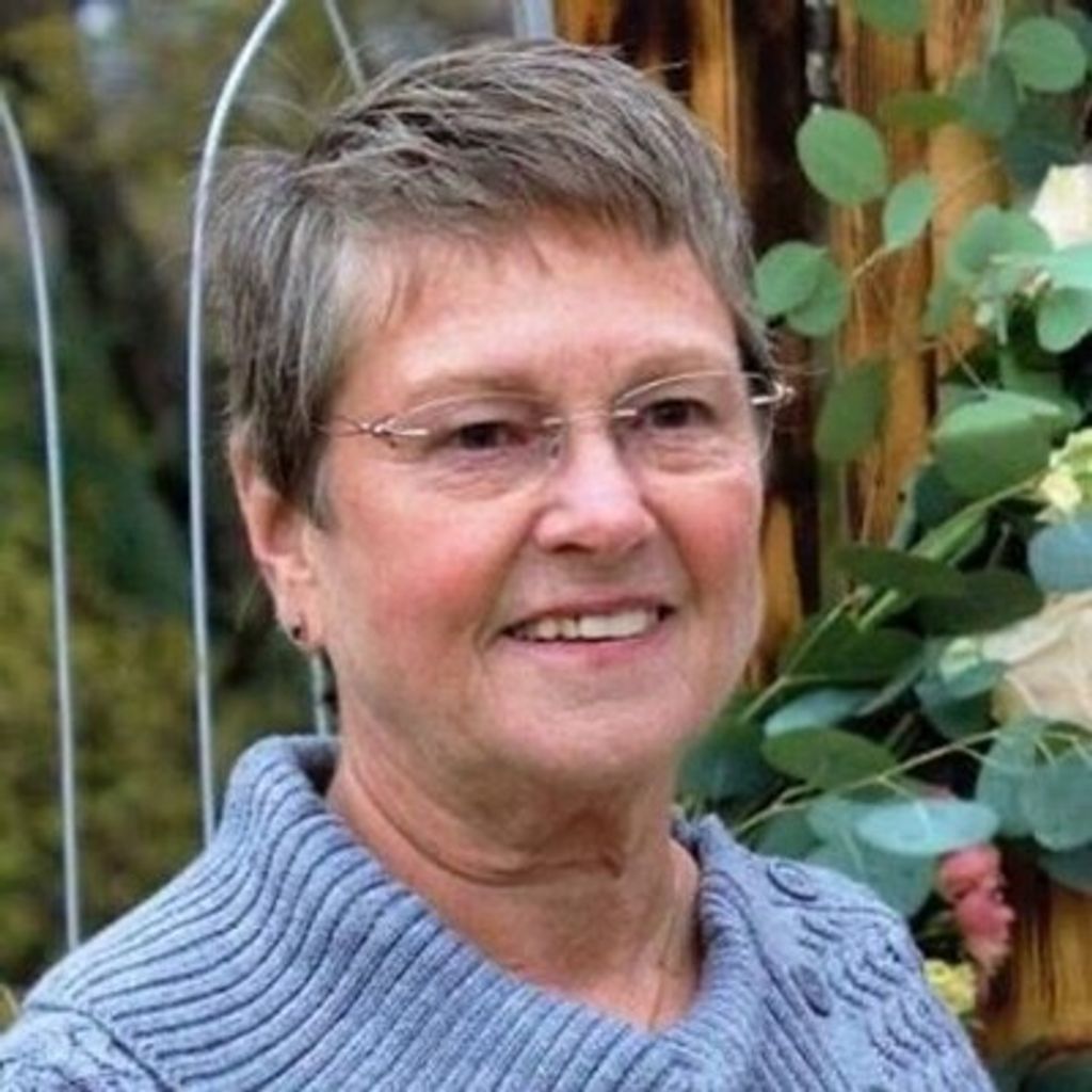 Linda Florence Cluck Profile Photo