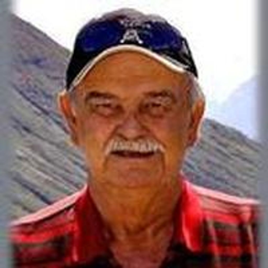 Paul  Everett Steele