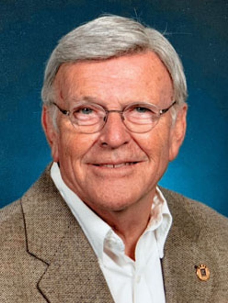 Richard E Elefson Profile Photo