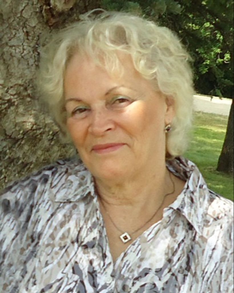 Sandra Smith