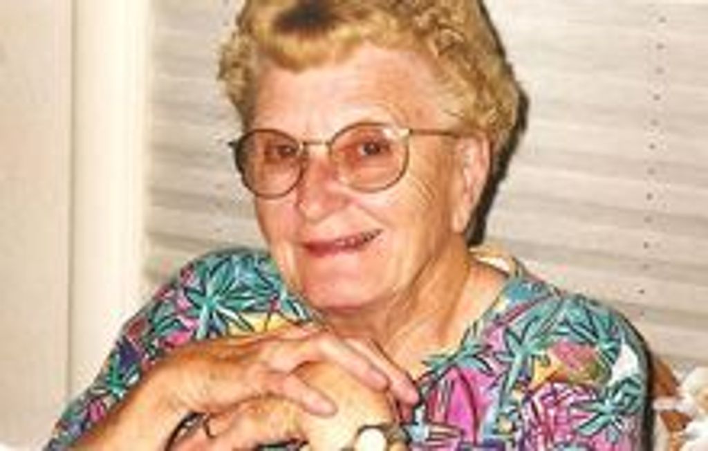 Lois Lee