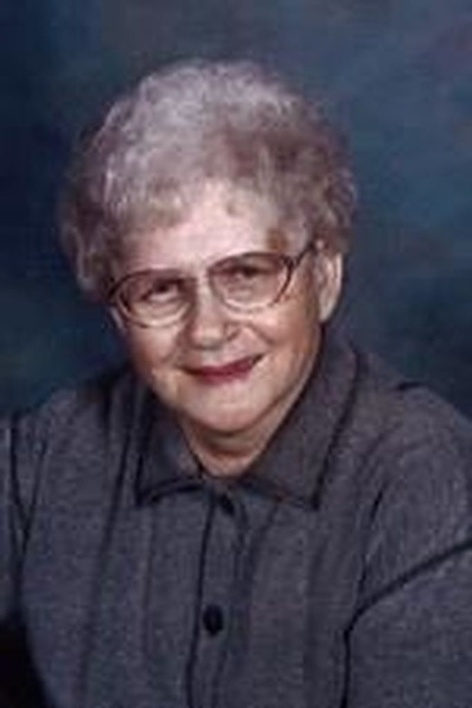 Maxine Nicholson