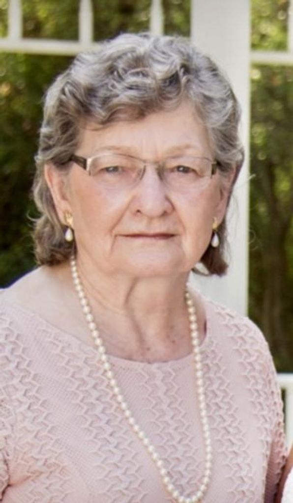 Gladys Shimek Hoelscher Profile Photo