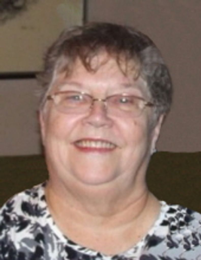 Inga Sue Tertadian Profile Photo