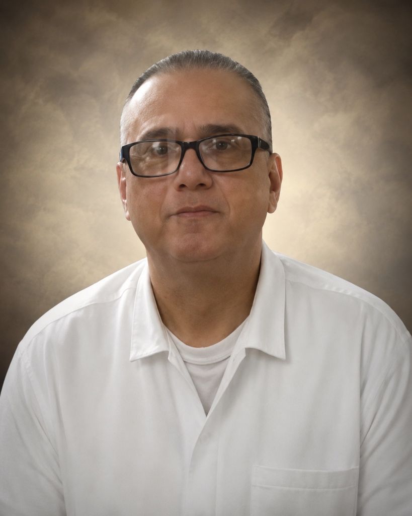 Ricky Rios Profile Photo