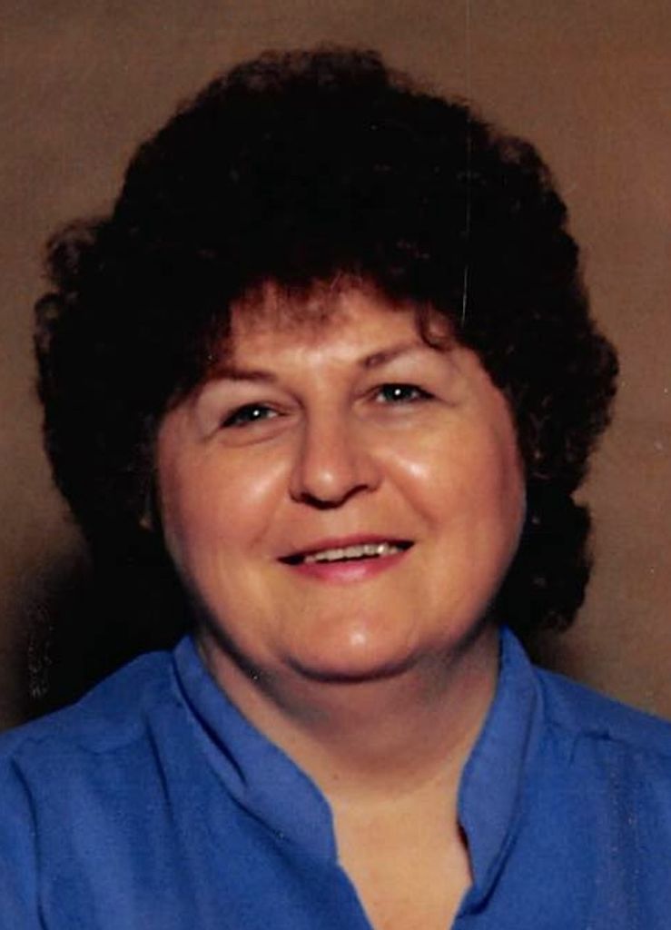 Loretta (Dean)  Smith