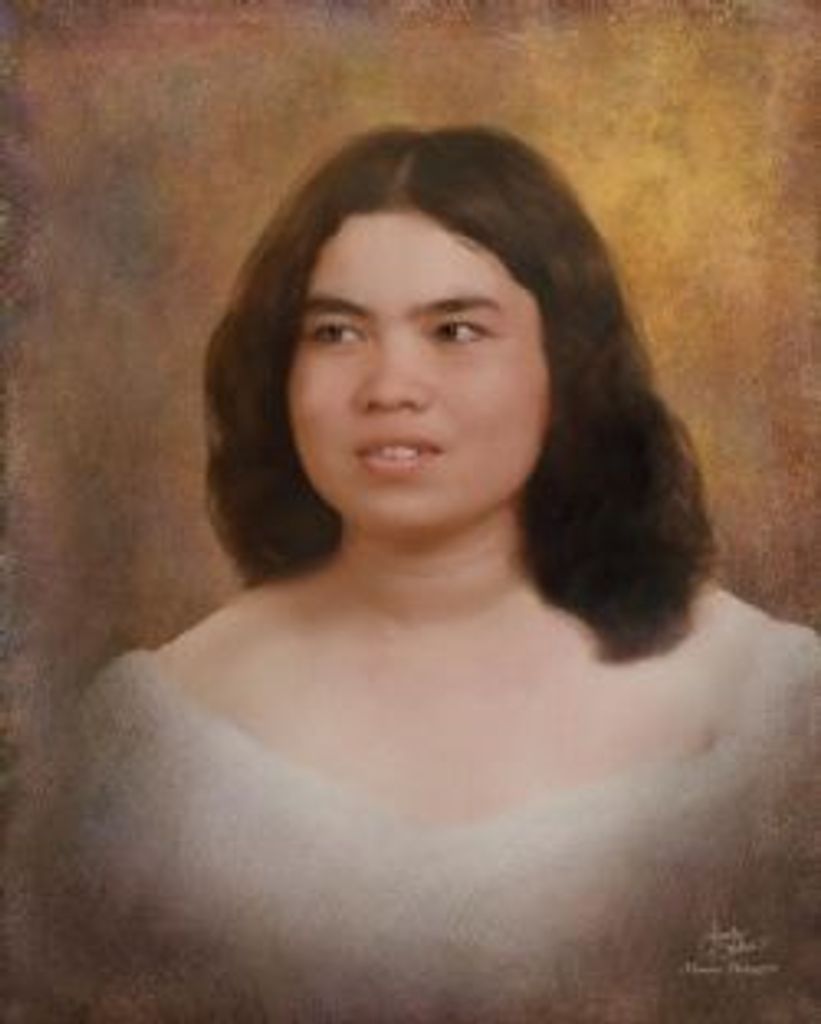 Monica Naputi Profile Photo