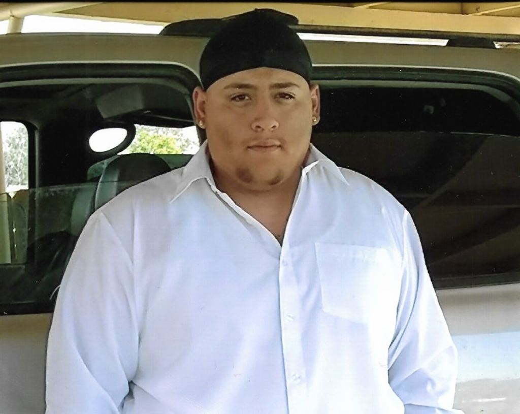 Luis jerry luna Profile Photo