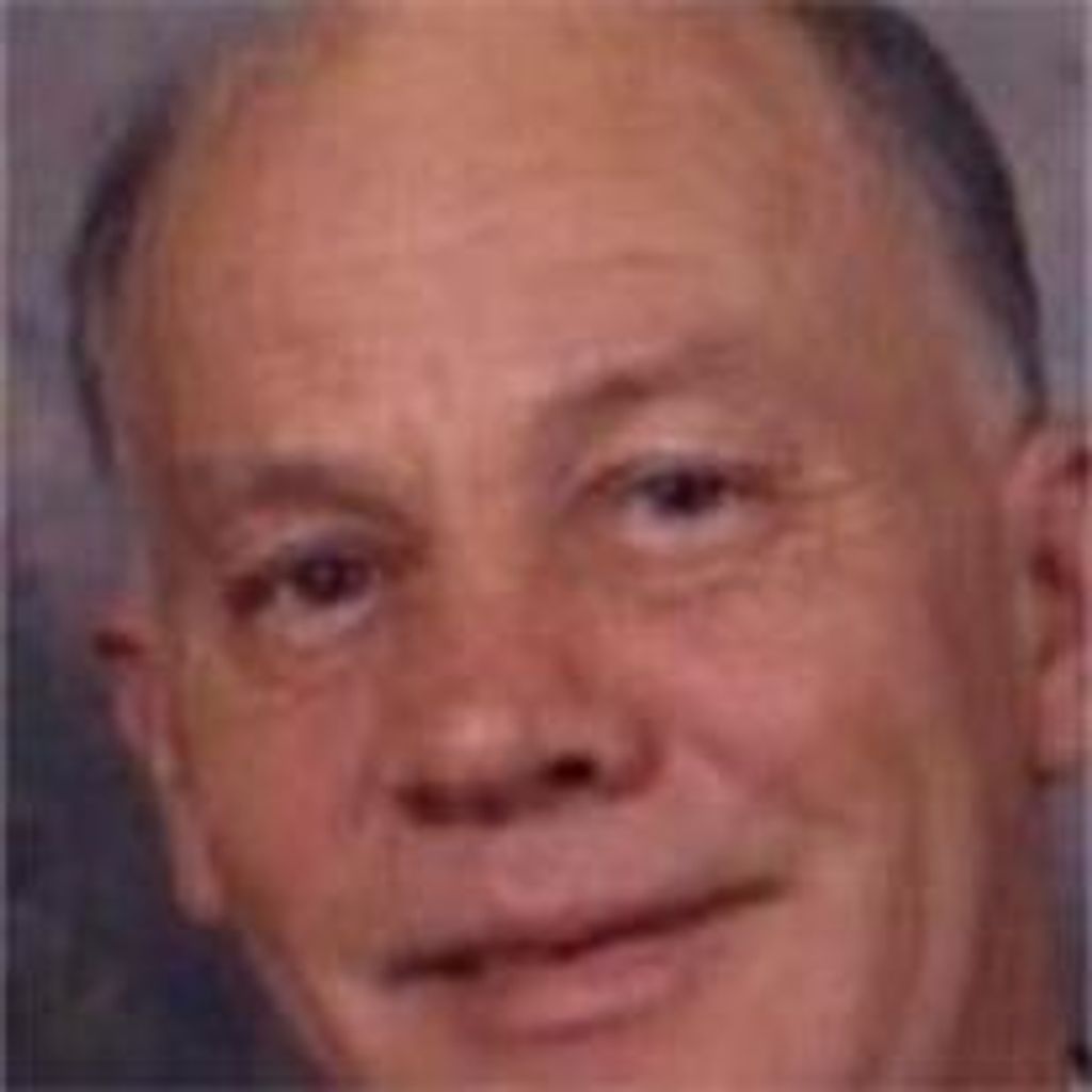 Robert  George (Bob)  Simonsen