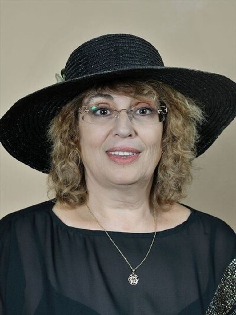Mihaela M. Araktchieva
