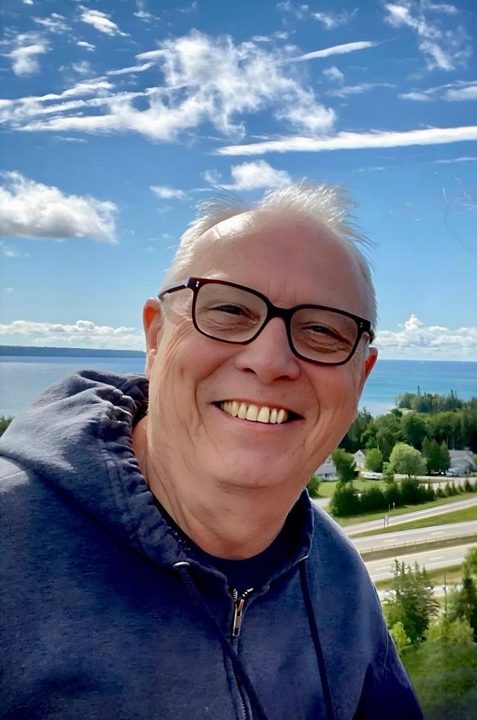 Larry Tomlinson Profile Photo