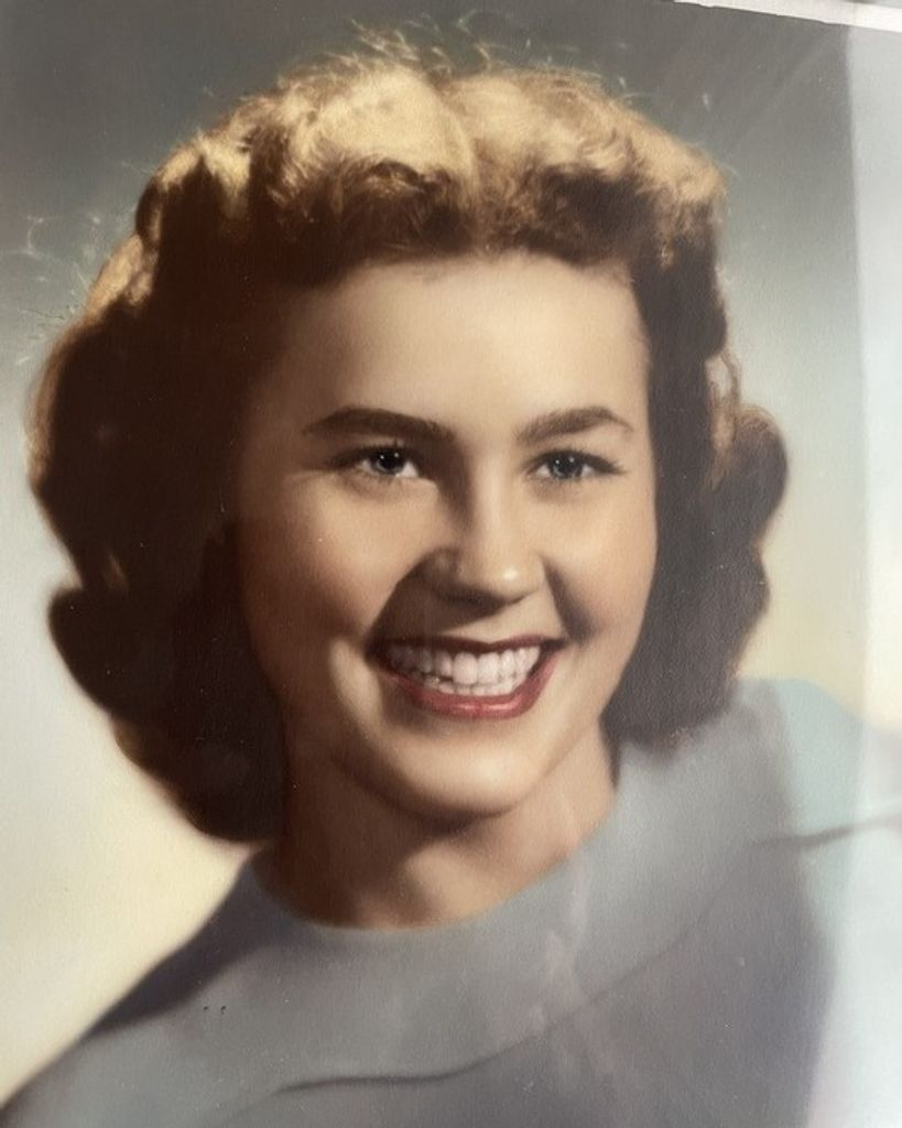 Nathylie Elenore Claussen Profile Photo