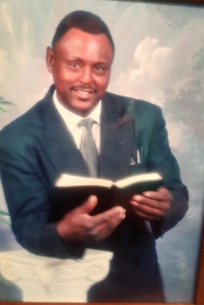 Pastor Demetrous Bandy