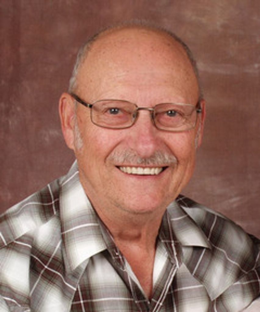 Kenneth Robbins