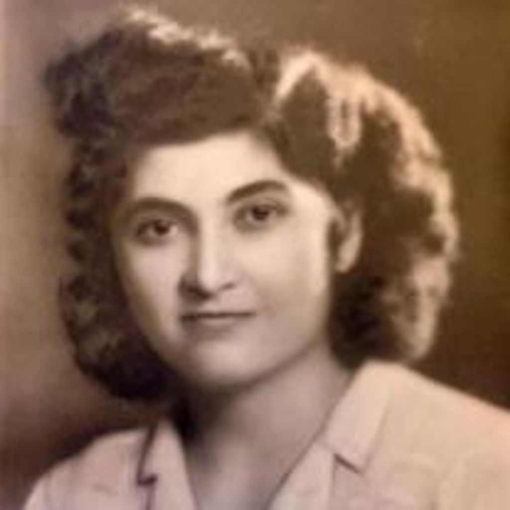 Sara Santourian Profile Photo
