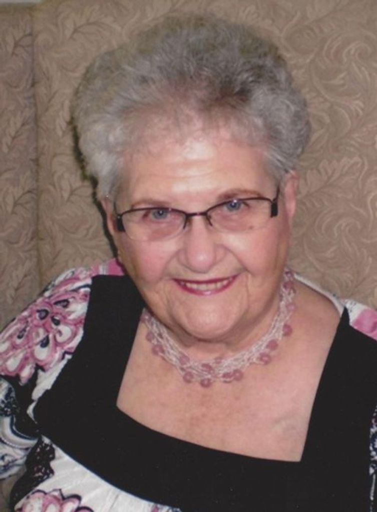 Elaine M. (Roubal)  Loos
