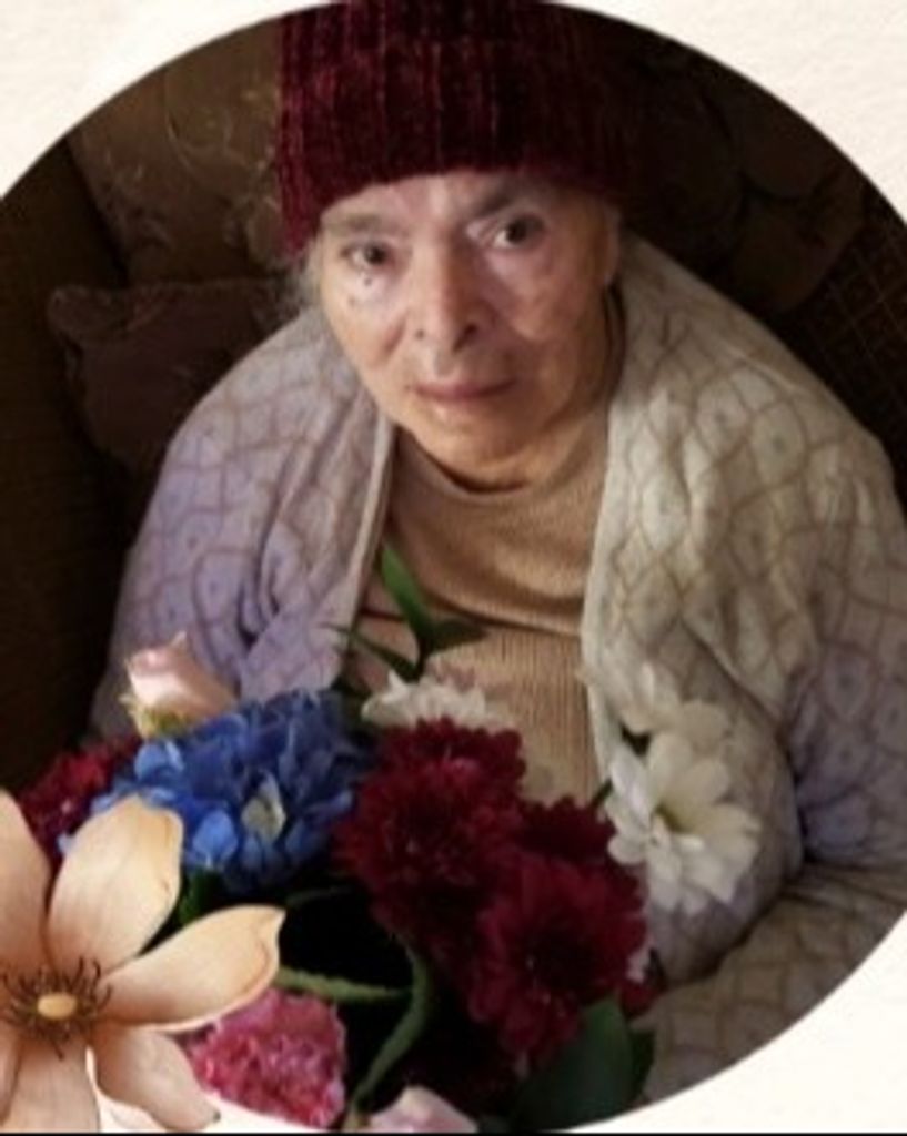 Elvira Martinez De Estrada Profile Photo