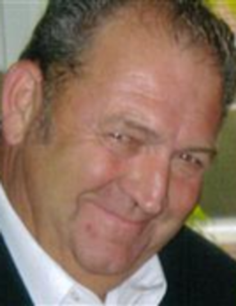 Robert  Eugene Sigman