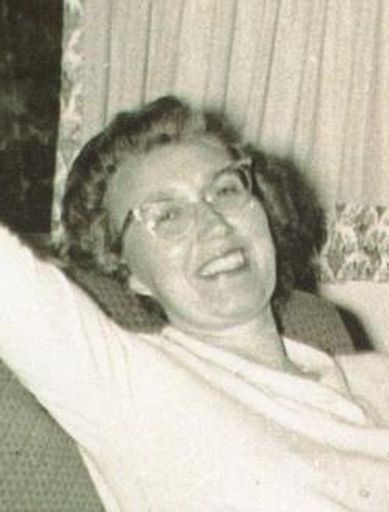 Beatrice Lusk photo gallery thumbnail 1 of 1