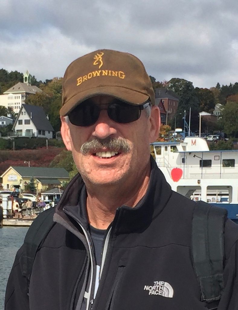 Tom Roberts Profile Photo