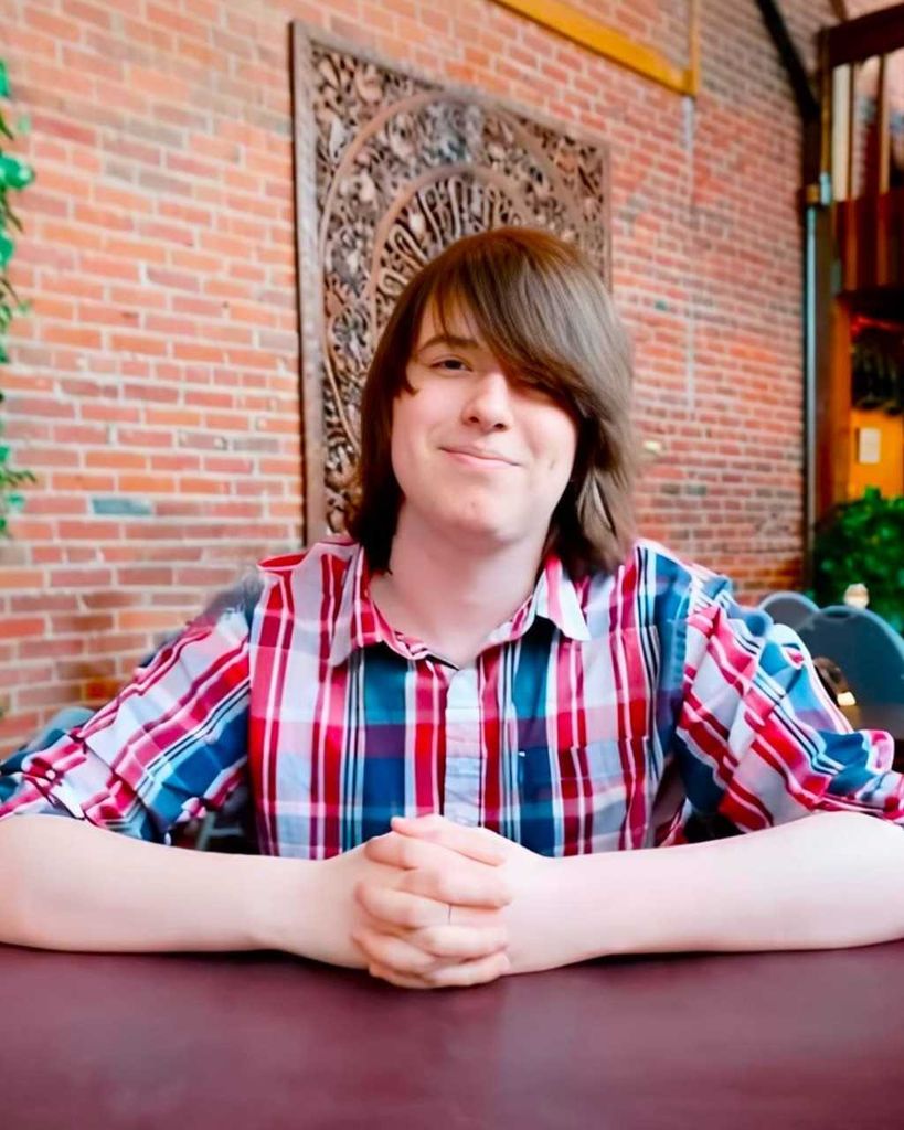 Alexander Edward Charles "Alex" Hollst Profile Photo