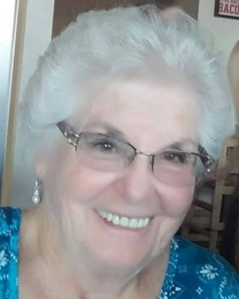 Joyce LaRae Brown Carlsen Profile Photo