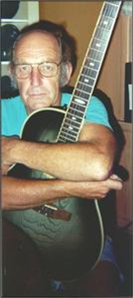 Richard D "Dick" Pettit