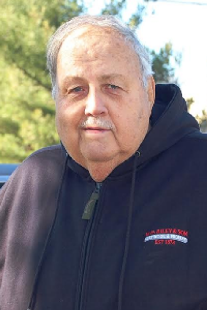 Russell Macomber