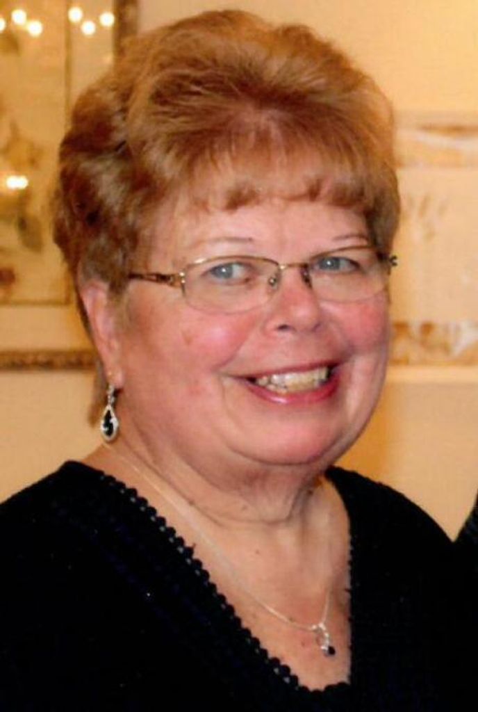 Naomi J Hogan Profile Photo