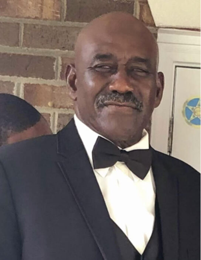 Robert Earl Davis Profile Photo