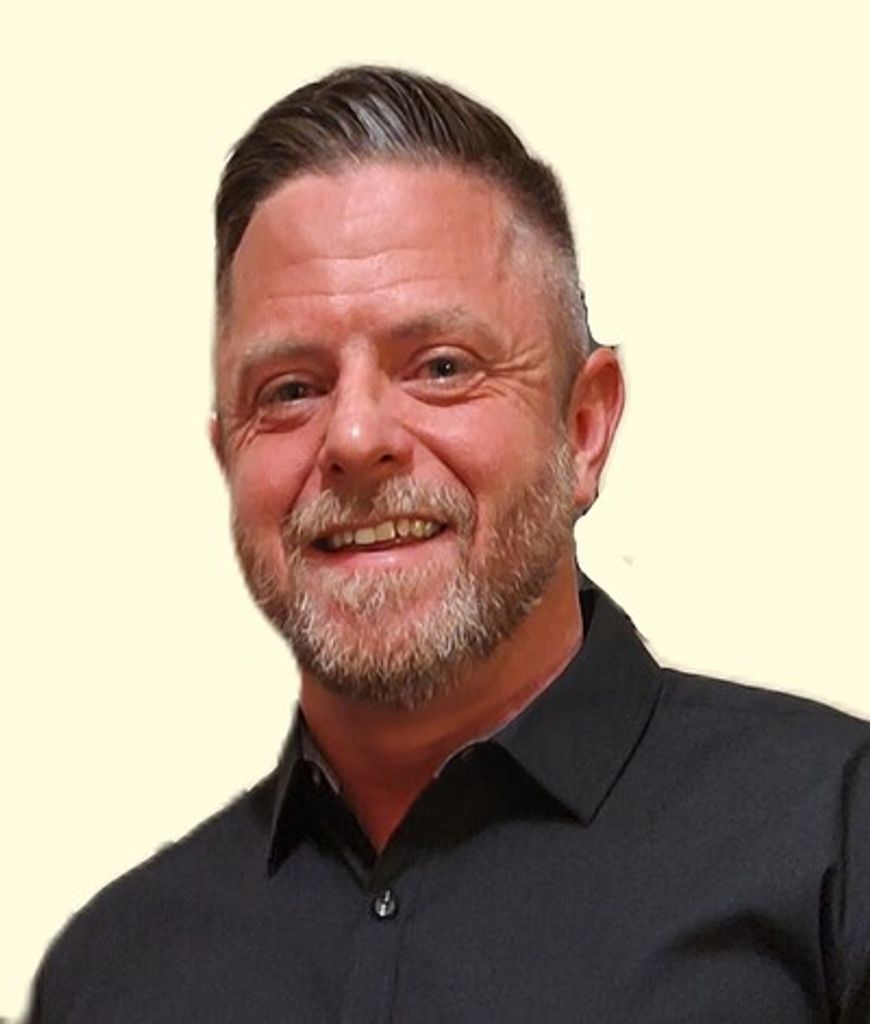 Roger Aaron Moreau Profile Photo