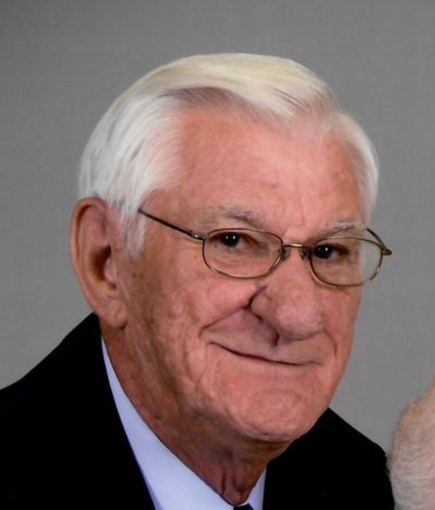 Lloyd "Eddie" Graham Profile Photo