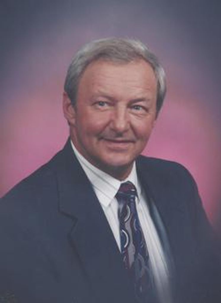 Dennis Van Fleet