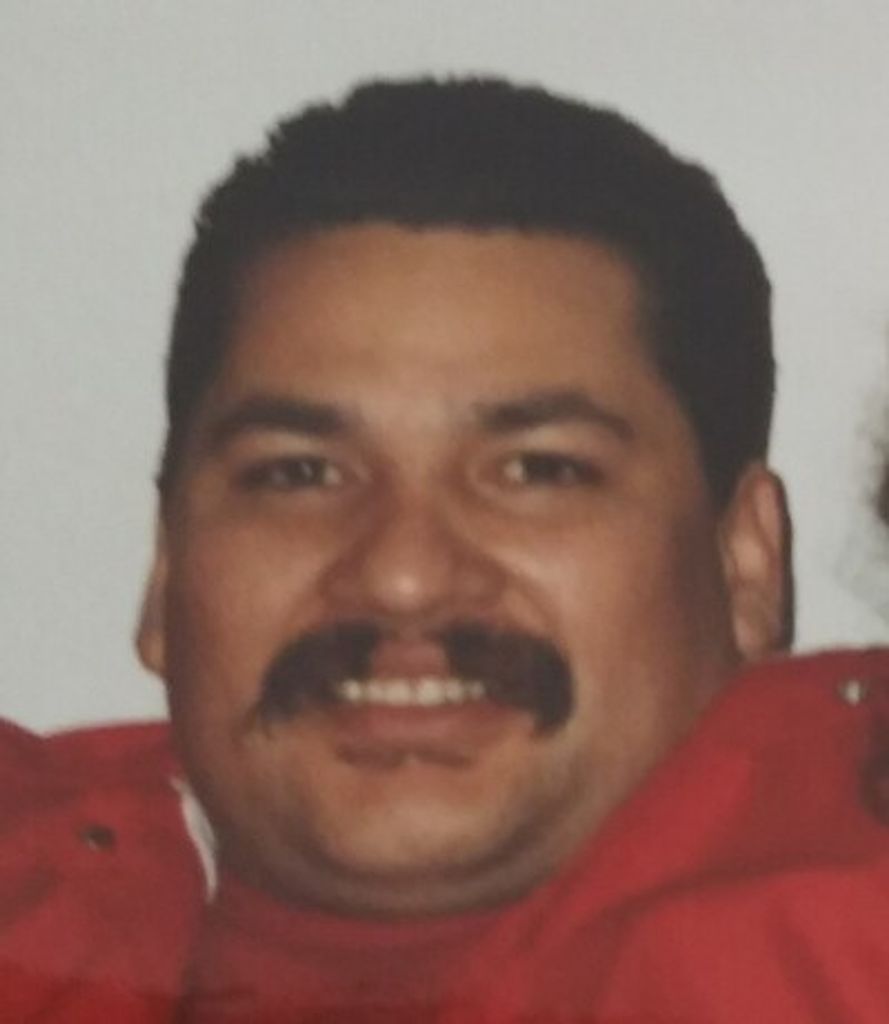 Lawrence (Larry) B Luna Profile Photo