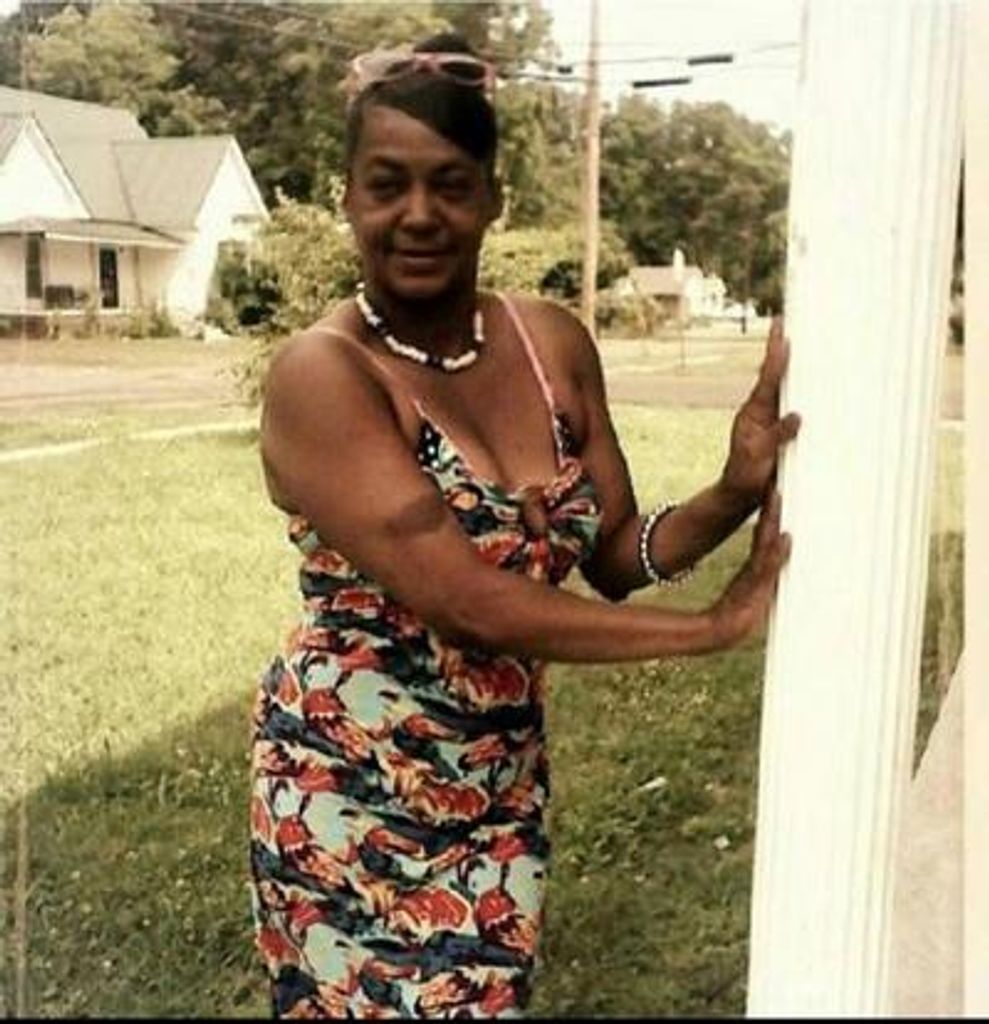 Vicky Deona Robertson