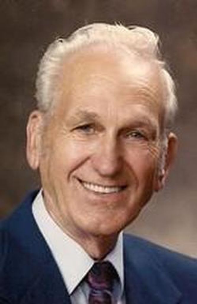 Rockwell H "Rocky" Brady