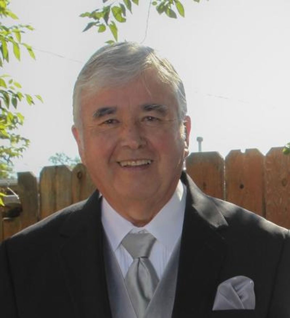 Luis Bernardo Carrillo Profile Photo