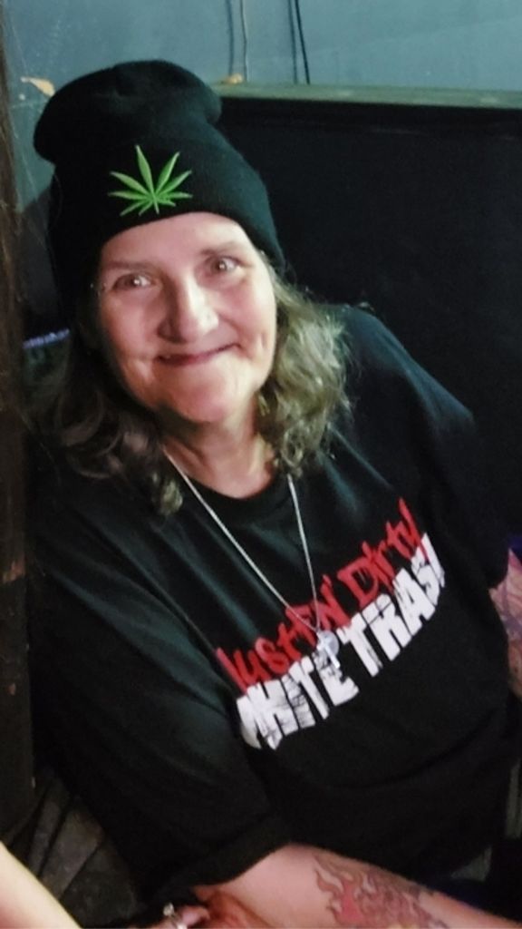 Tracey Lynn Risley Profile Photo