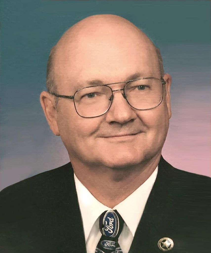 Robert E. Capps
