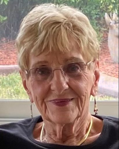 Rosalind V. Robb's obituary image