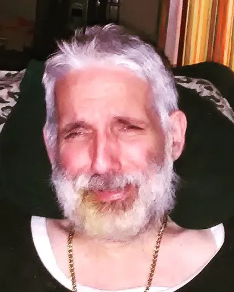 Craig Benjamin Carosella Profile Photo