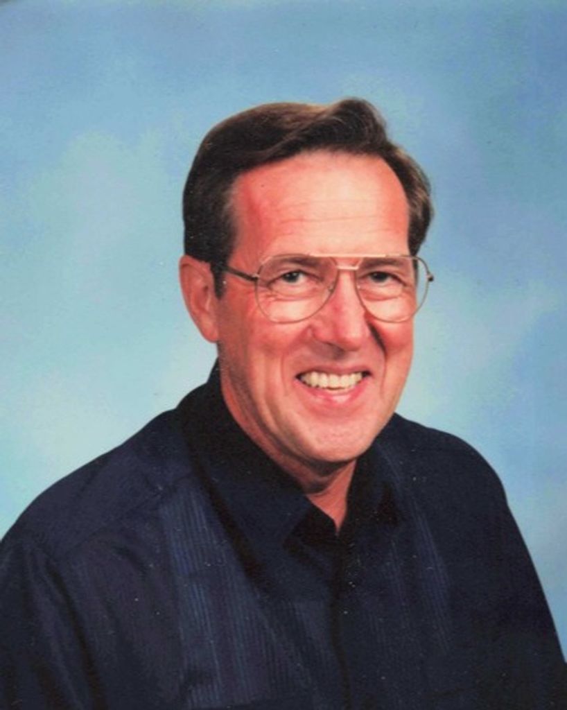 Willard Newton Profile Photo