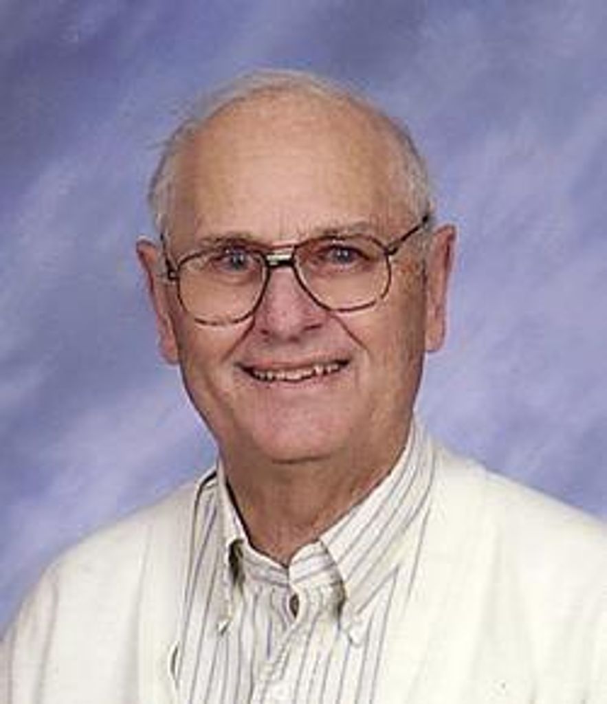 Daniel W "Danny" Nichols